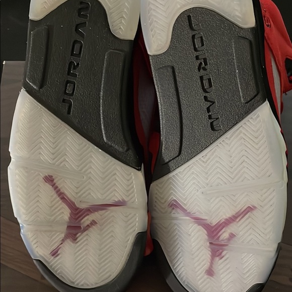 Only worn to try on. Pretty much brand new - Picture 2 of 4